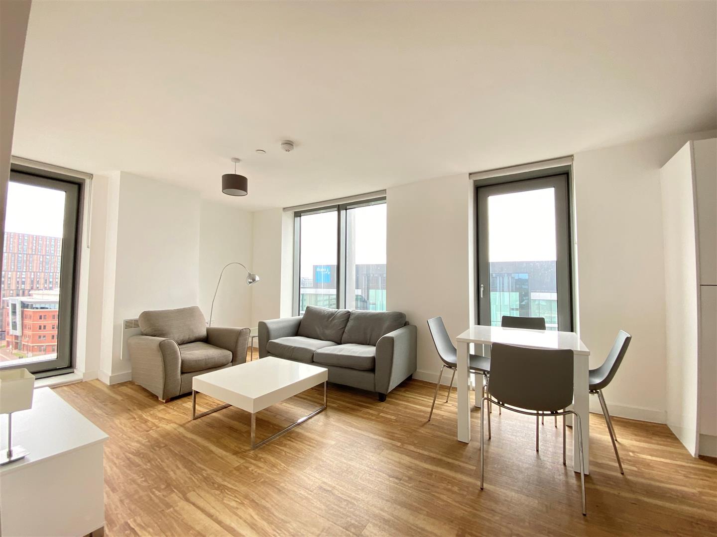 2 Bedroom Apartment To Rent image 4
